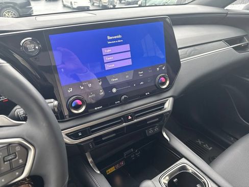 Used 2025 Lexus RX 350 Premium w/ Convenience Package AWD/4WD image 3