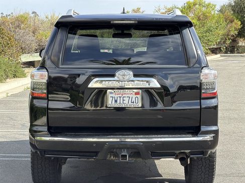 Used 2016 Toyota 4Runner Limited AWD/4WD image 5