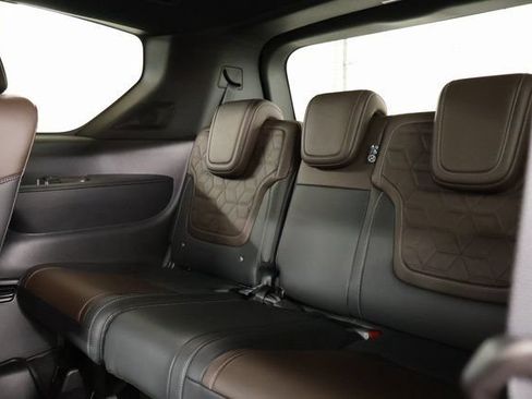 New 2026 Nissan Armada Platinum AWD/4WD image 30