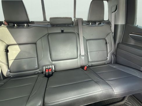 Used 2024 Chevrolet Silverado 1500 LT Trail Boss w/ Convenience Package II AWD/4WD image 25
