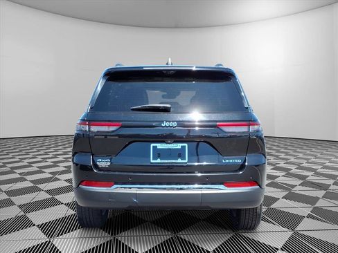 Used 2024 Jeep Grand Cherokee Limited w/ Luxury Tech Group II AWD/4WD image 7