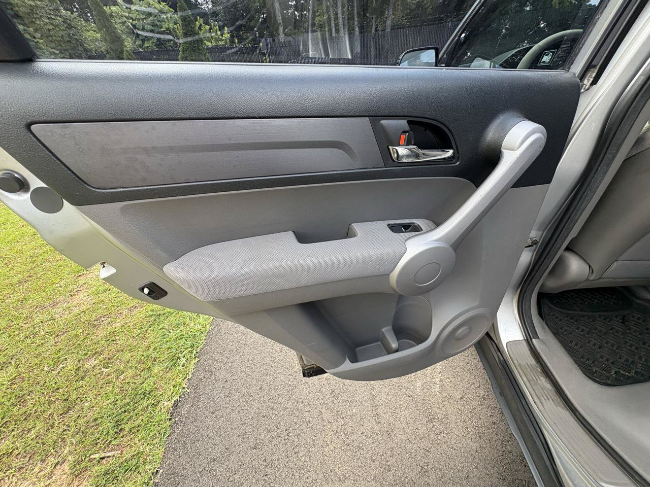 Used 2007 Honda CR-V LX image 11
