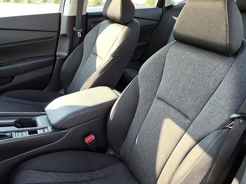 Certified 2025 Honda Accord SE image 14