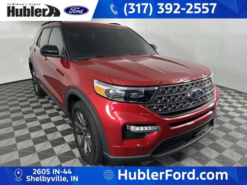 Used 2024 Ford Explorer XLT w/ Equipment Group 202A AWD/4WD image 1