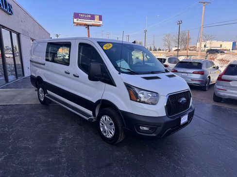 Used 2024 Ford Transit 250 Low Roof w/ Exterior Upgrade Package image 7