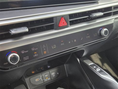 New 2026 Kia Sorento EX image 14