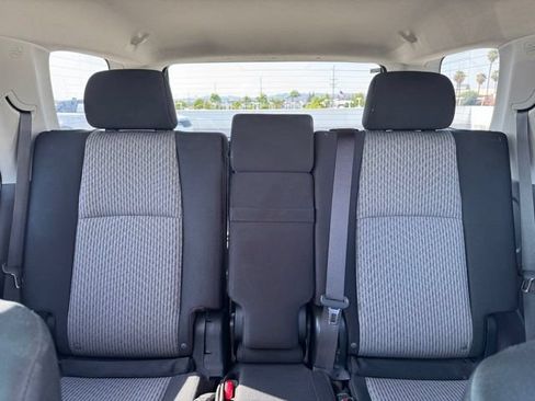 Used 2020 Toyota 4Runner SR5 AWD/4WD image 29