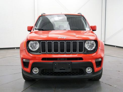 Used 2021 Jeep Renegade Latitude AWD/4WD image 2