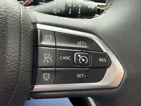 Used 2025 Jeep Compass Limited AWD/4WD image 19