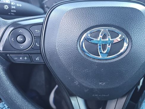 Certified 2023 Toyota Corolla LE image 11