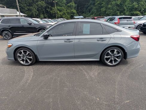 Used 2026 Honda Civic Sport Touring image 3