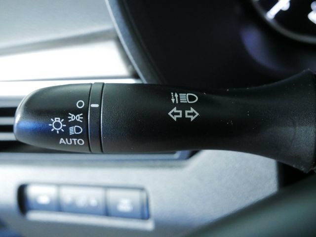 Used 2025 Nissan Altima 2.5 SV FWD image 28