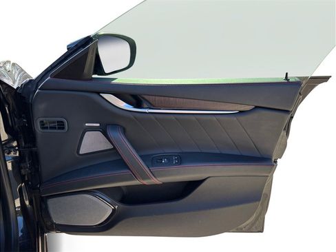 Used 2019 Maserati Ghibli S GranLusso image 47