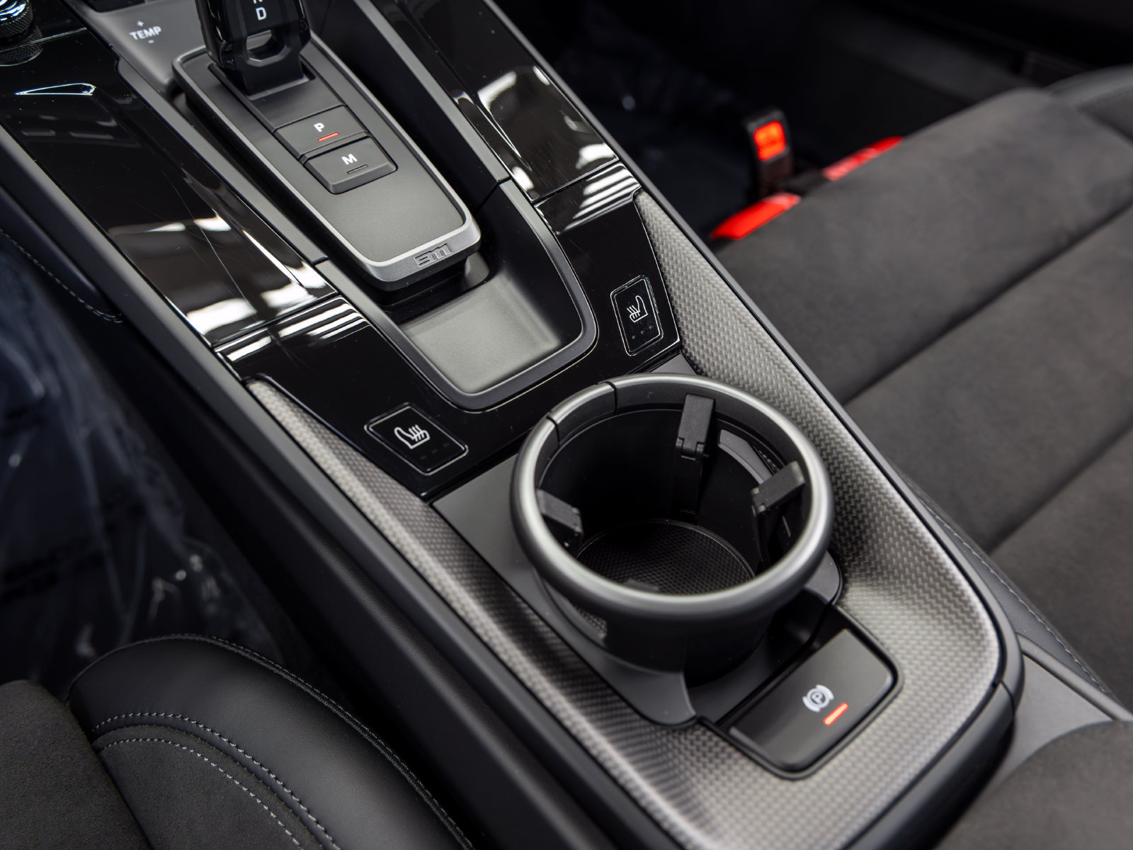 Certified 2025 Porsche 911 Carrera 4 GTS AWD/4WD image 49