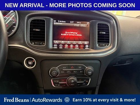 Used 2018 Dodge Charger R/T w/ Plus Group RWD image 10
