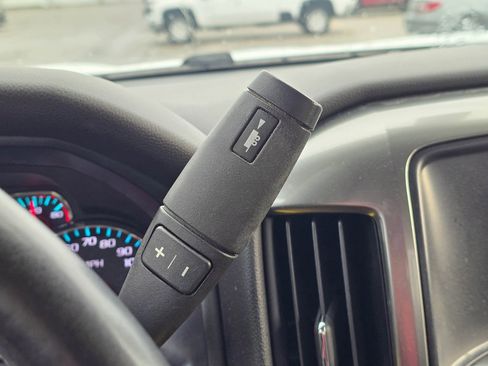 Used 2018 Chevrolet Silverado 1500 LT w/ All Star Edition image 22