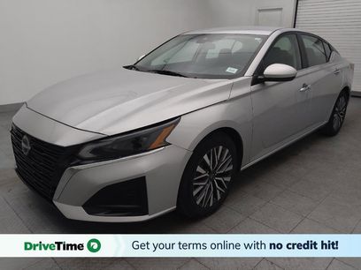 Used 2023 Nissan Altima 2.5 SV