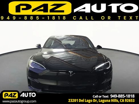 Used 2022 Tesla Model S Plaid image 2