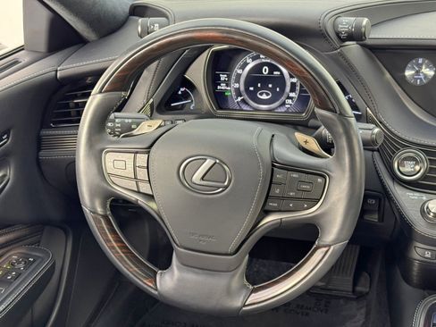Used 2018 Lexus LS 500 AWD image 23