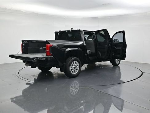 Used 2024 Toyota Tacoma SR5 AWD/4WD image 51