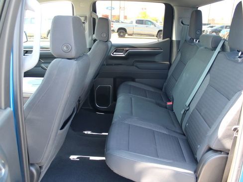 Used 2023 Chevrolet Silverado 1500 RST AWD/4WD image 7