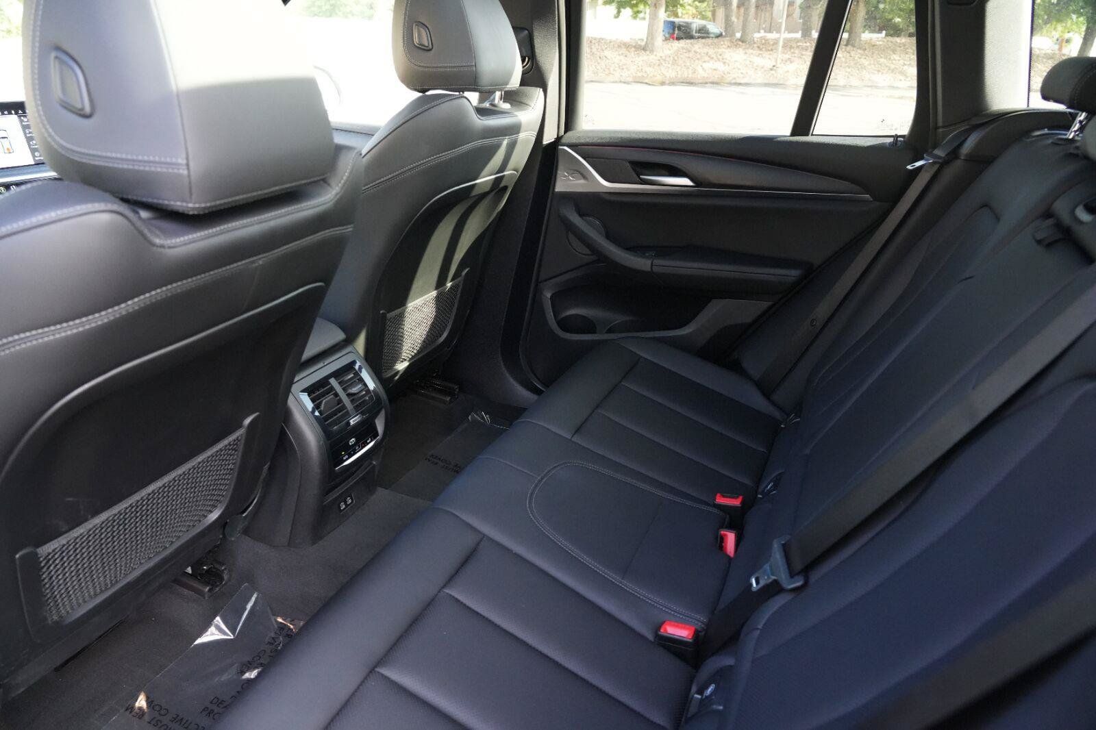 Used 2024 BMW X3 xDrive30i w/ Premium Package AWD/4WD image 15