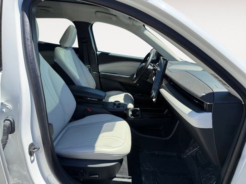 Certified 2023 Ford Mustang Mach-E Premium RWD image 19