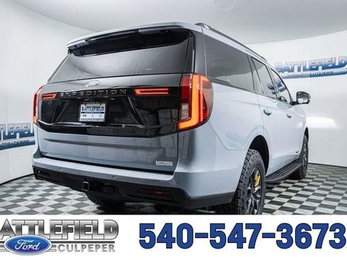 New 2026 Ford Expedition Tremor image 6