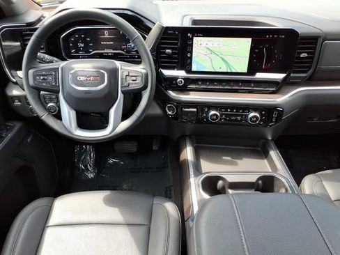 Used 2025 GMC Sierra 2500 SLT w/ SLT Premium Package AWD/4WD image 23