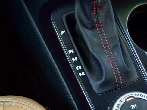 Used 2024 Ford Bronco Heritage Edition AWD/4WD image 29