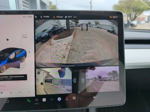 Used 2023 Tesla Model 3 Standard Range image 24