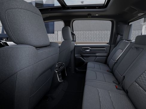 New 2026 RAM 1500 4x4 Crew Cab image 31