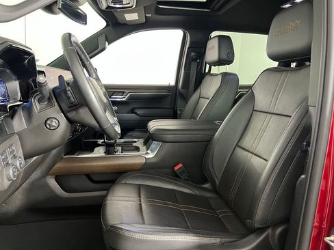 Used 2024 Chevrolet Silverado 1500 High Country w/ High Country Premium Package image 23