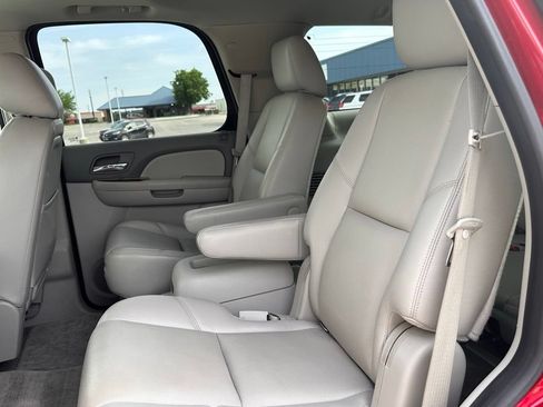 Used 2013 Chevrolet Tahoe LTZ AWD/4WD image 14