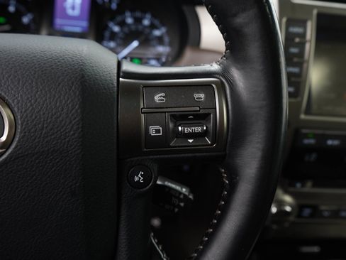 Used 2018 Lexus GX 460 Premium w/ Premium Package AWD/4WD image 29