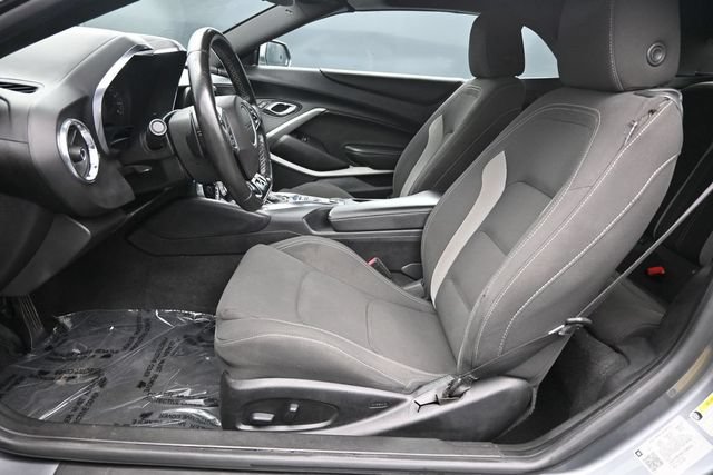 Used 2020 Chevrolet Camaro LT RWD image 12