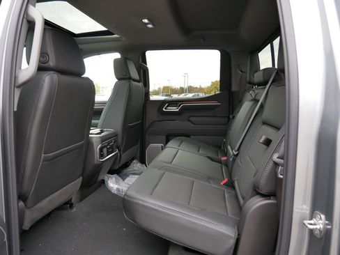 New 2026 GMC Sierra 1500 Denali w/ Technology Package image 8