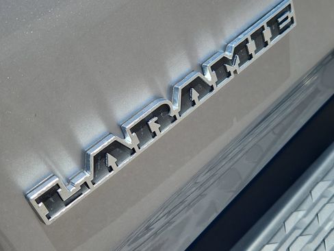 Used 2023 RAM 1500 Laramie AWD/4WD image 15