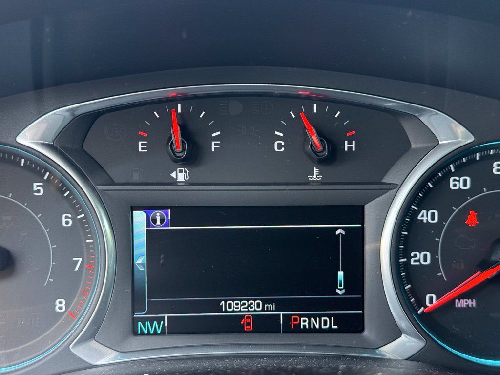 Used 2019 Chevrolet Traverse LT w/ LT Premium Package AWD/4WD image 14