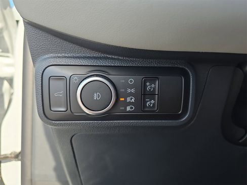 New 2026 Ford Explorer Active image 21