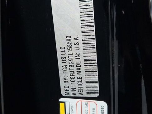 New 2026 Jeep Gladiator Rubicon w/ Steel Power Dome Hood Package AWD/4WD image 28