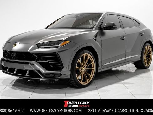 Used 2022 Lamborghini Urus image 1