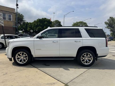 Used 2017 GMC Yukon SLT image 8