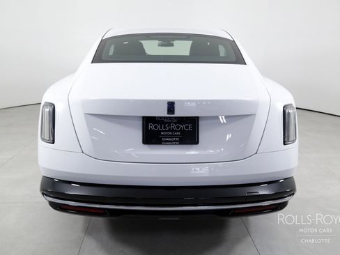 Used 2024 Rolls-Royce Spectre w/ Spectre Launch Package image 9