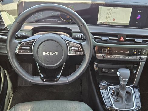 Used 2025 Kia Seltos SX w/ SX Sunroof Package image 10