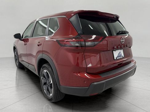 Used 2025 Nissan Rogue SV AWD/4WD image 20