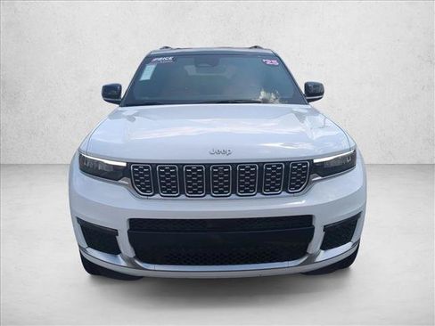 Used 2025 Jeep Grand Cherokee L Summit AWD/4WD image 2