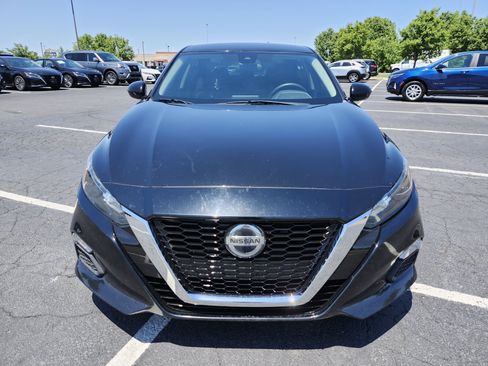Used 2022 Nissan Altima 2.5 S FWD image 10