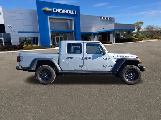 Used 2023 Jeep Gladiator Mojave w/ Cold Weather Group AWD/4WD image 28