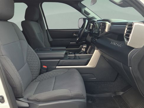 Certified 2025 Toyota Tundra SR5 w/ SR5 Convenience Package AWD/4WD image 16